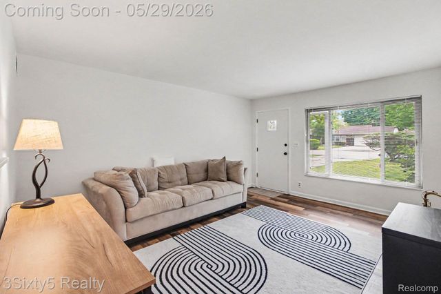 2198 Saint Joseph Street, West Bloomfield Charter Township, MI 48324