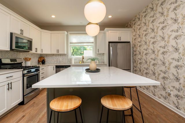 4101 James Avenue N, Minneapolis, MN 55412