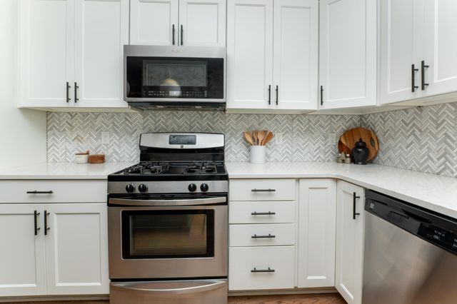 4101 James Avenue N, Minneapolis, MN 55412