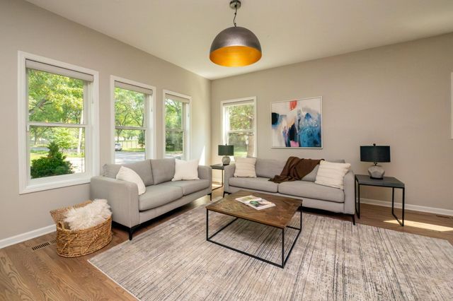 4101 James Avenue N, Minneapolis, MN 55412