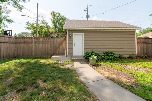 4101 James Avenue N, Minneapolis, MN 55412
