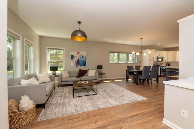 4101 James Avenue N, Minneapolis, MN 55412