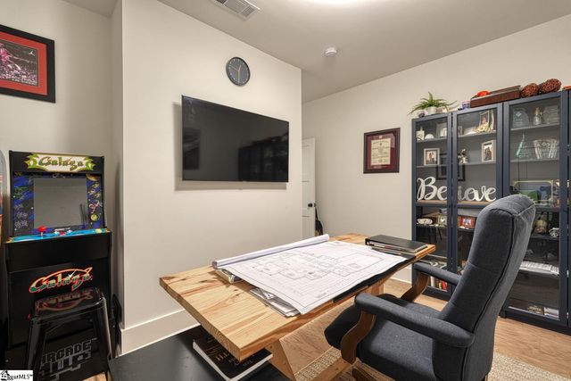 1216 N Pinot Road, Duncan, SC 29334