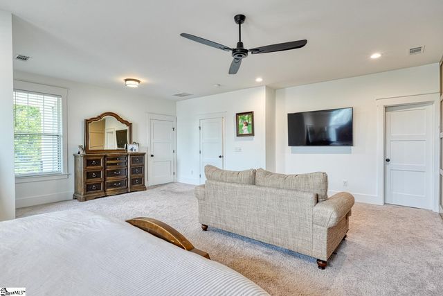 1216 N Pinot Road, Duncan, SC 29334