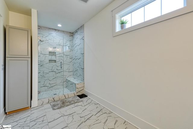 1216 N Pinot Road, Duncan, SC 29334