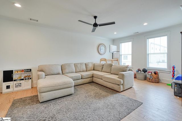 1216 N Pinot Road, Duncan, SC 29334