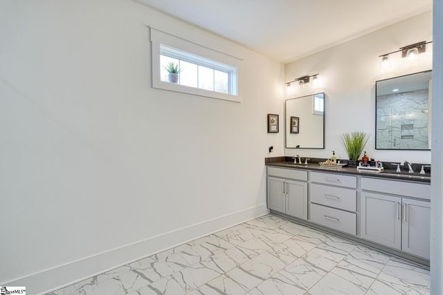 1216 N Pinot Road, Duncan, SC 29334