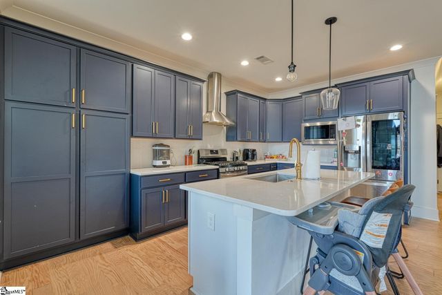 1216 N Pinot Road, Duncan, SC 29334