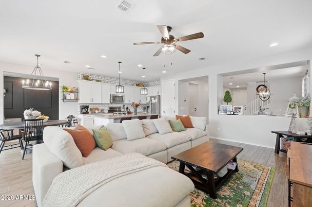 2931 W WESTLAND Road, Phoenix, AZ 85085