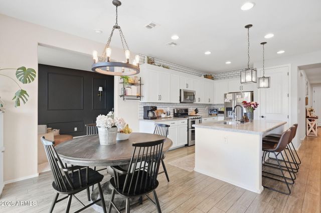 2931 W WESTLAND Road, Phoenix, AZ 85085