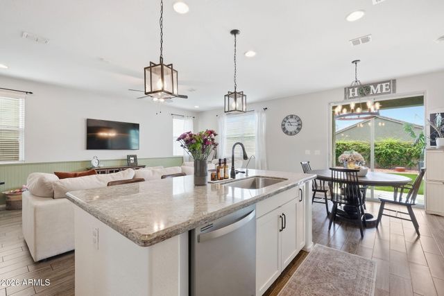 2931 W WESTLAND Road, Phoenix, AZ 85085