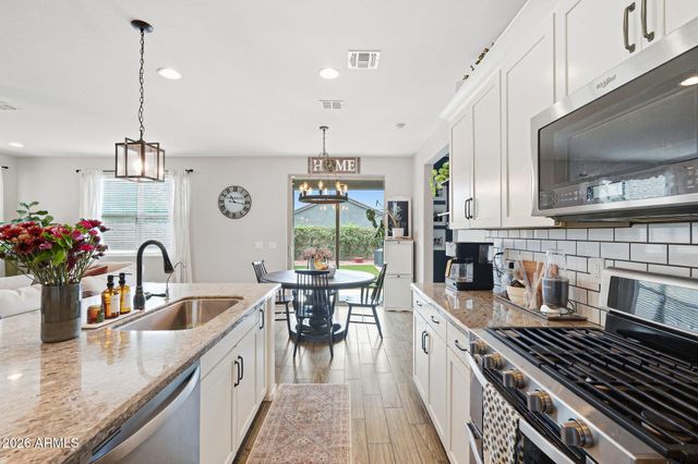 2931 W WESTLAND Road, Phoenix, AZ 85085