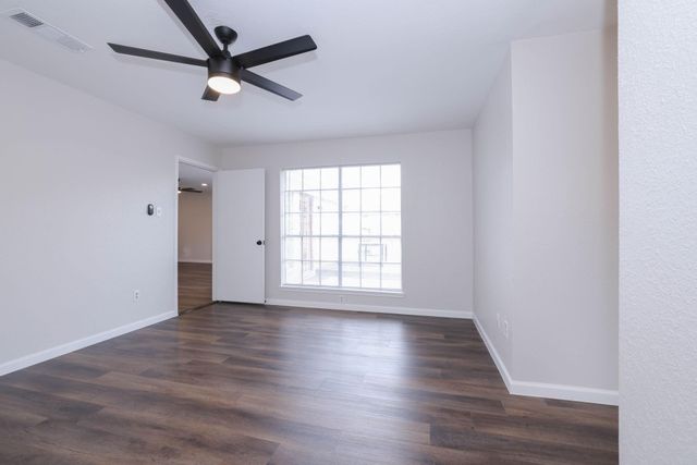 1506 Wilshire Park Drive, Houston, TX 77038