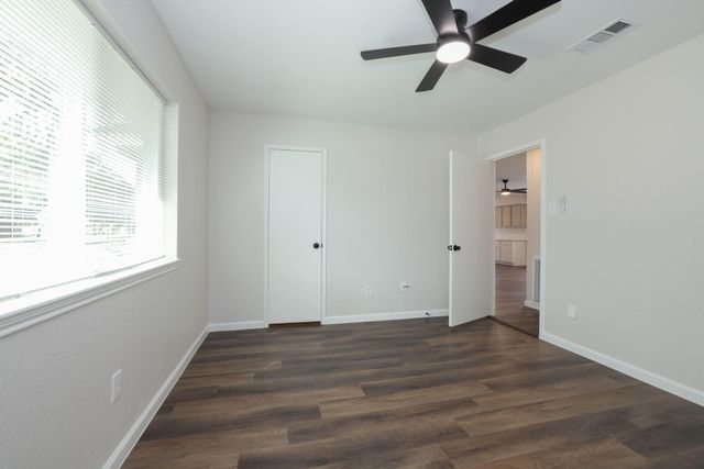 1506 Wilshire Park Drive, Houston, TX 77038