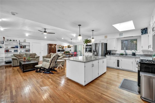 34580 Sherbrook Park Drive, Solon, OH 44139