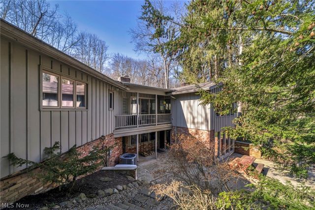 34580 Sherbrook Park Drive, Solon, OH 44139