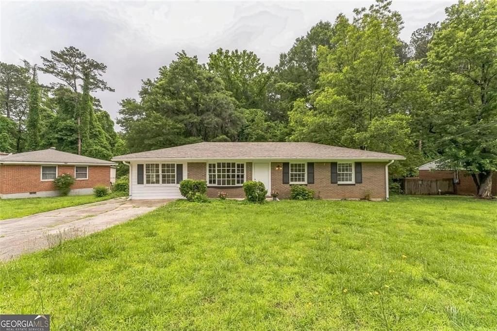 1350 Lori Court, Conley, GA 30288