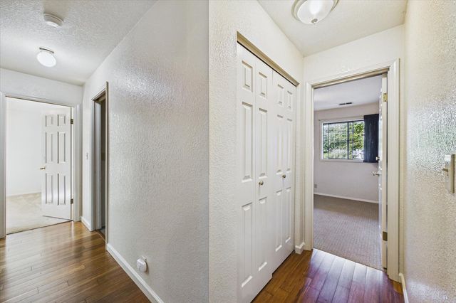 1915 Acacia Court, Mckinleyville, CA 95519