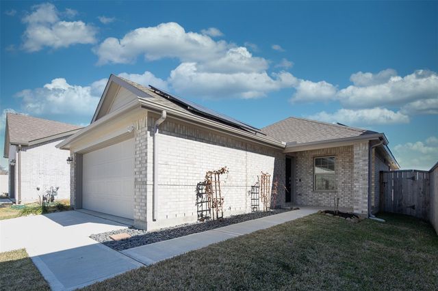 18450 White Stallion Lane, Hockley, TX 77447