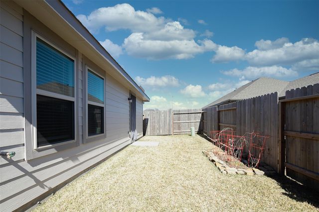 18450 White Stallion Lane, Hockley, TX 77447