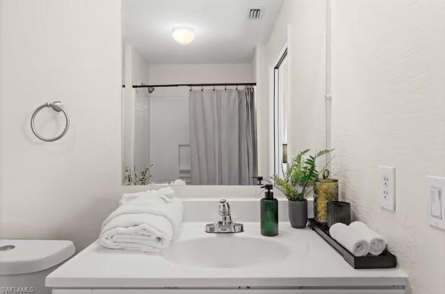 2715 Lee ST, Punta Gorda, FL 33950