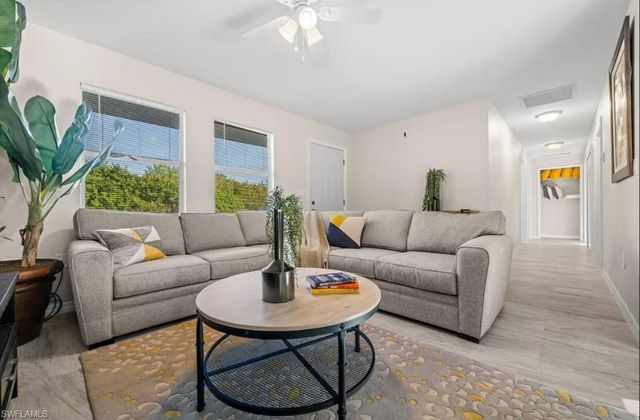 2715 Lee ST, Punta Gorda, FL 33950