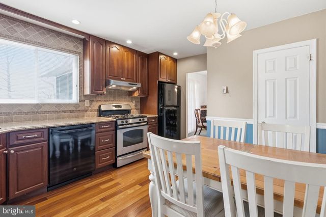 715 N HENDERSON RD, King Of Prussia, PA 19406