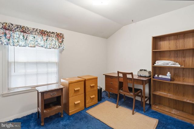 715 N HENDERSON RD, King Of Prussia, PA 19406