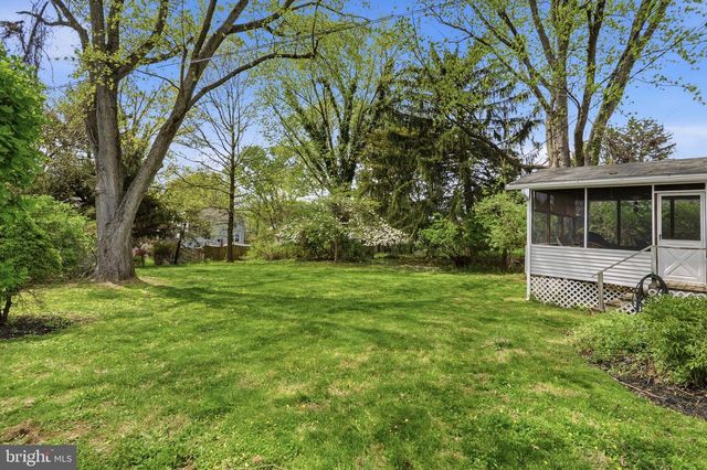 715 N HENDERSON RD, King Of Prussia, PA 19406