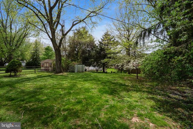 715 N HENDERSON RD, King Of Prussia, PA 19406