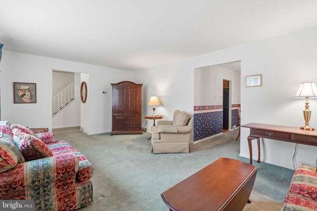 715 N HENDERSON RD, King Of Prussia, PA 19406