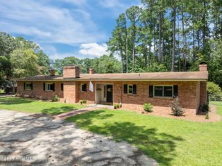 6563 River Road, Washington, NC 27889