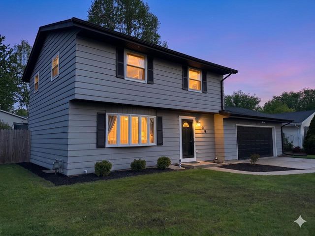 229 Claremont ROAD, Saukville, WI 53080