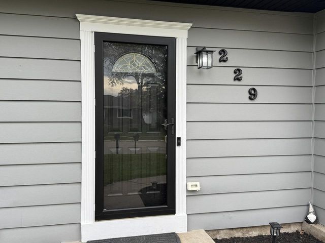 229 Claremont ROAD, Saukville, WI 53080