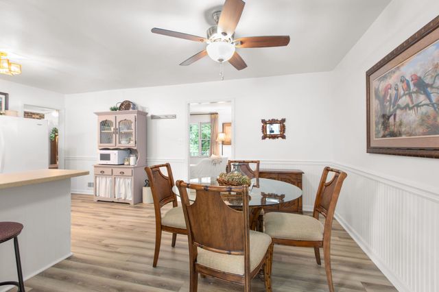 4 HAMLIN DR, Fredericksburg, VA 22405