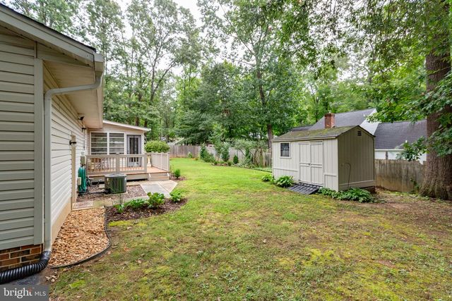 4 HAMLIN DR, Fredericksburg, VA 22405
