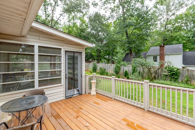 4 HAMLIN DR, Fredericksburg, VA 22405