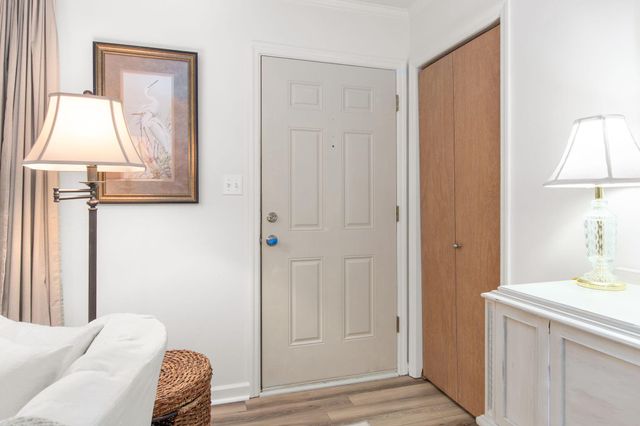 4 HAMLIN DR, Fredericksburg, VA 22405
