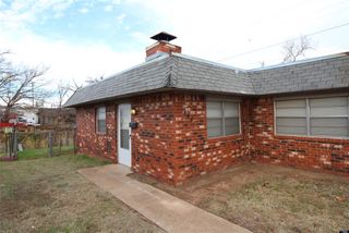 114 NE 12th Street, Moore, OK 73160