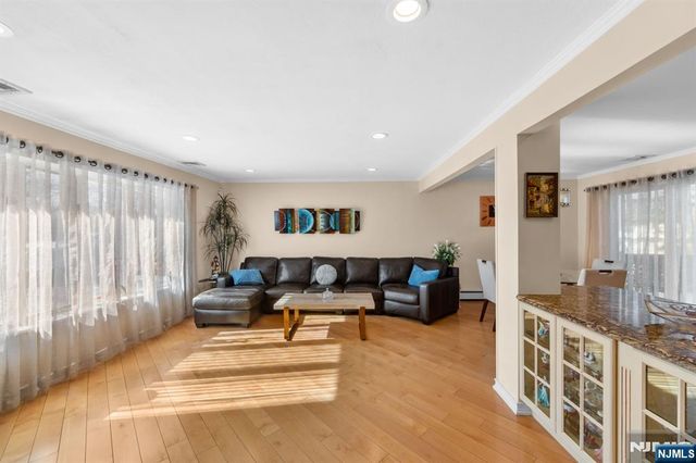 605 Gladys Court, Northvale, NJ 07647