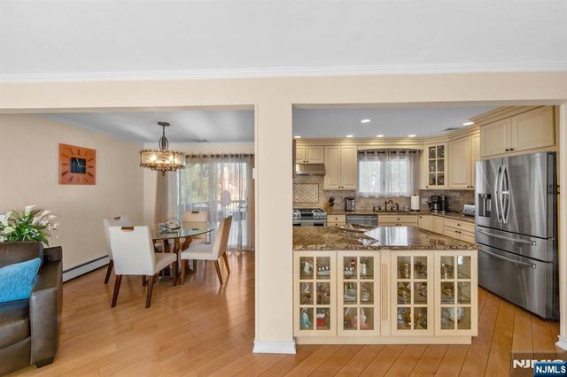 605 Gladys Court, Northvale, NJ 07647