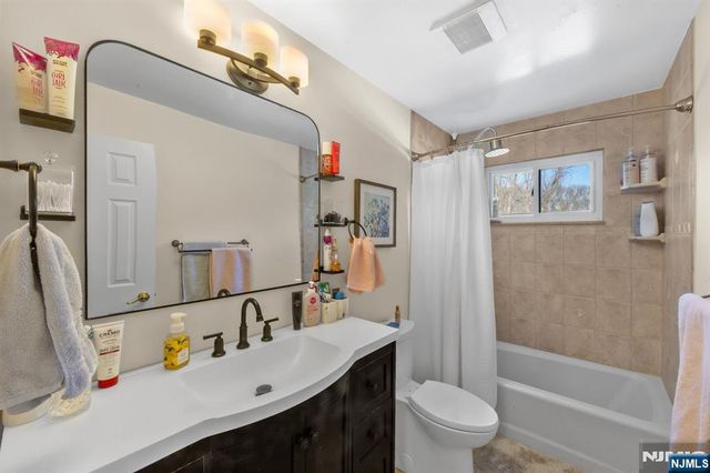605 Gladys Court, Northvale, NJ 07647