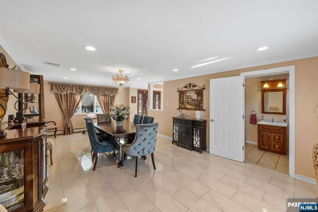 605 Gladys Court, Northvale, NJ 07647