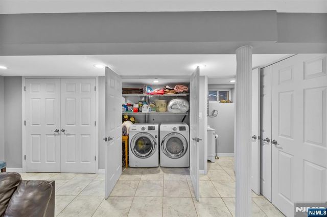 605 Gladys Court, Northvale, NJ 07647