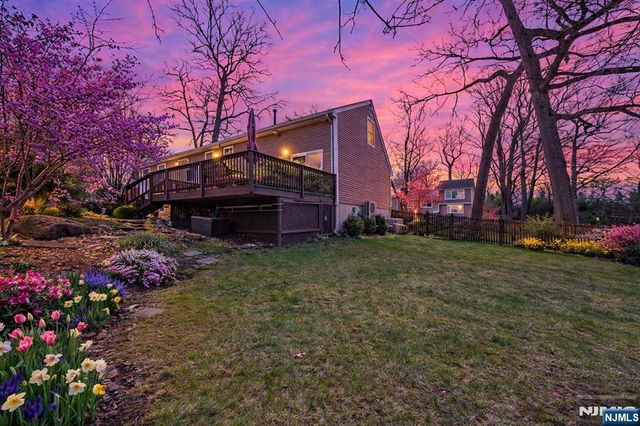 605 Gladys Court, Northvale, NJ 07647