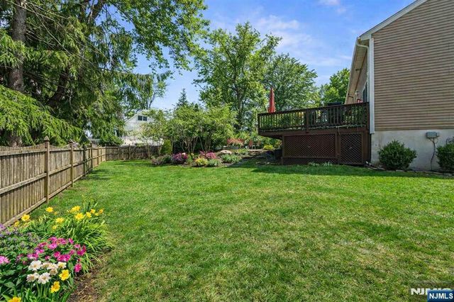 605 Gladys Court, Northvale, NJ 07647