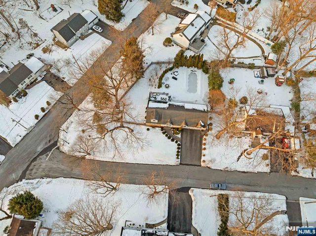 605 Gladys Court, Northvale, NJ 07647