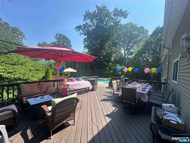 605 Gladys Court, Northvale, NJ 07647