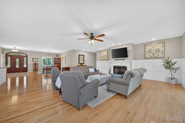 1709 Everest Avenue, O'fallon, MO 63366