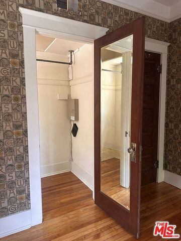 2216 Meade Place, Venice, CA 90291